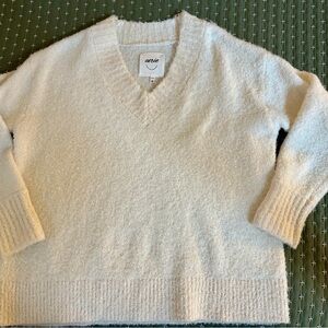 Aerie Women's Soft Cream V-Neck Sweater